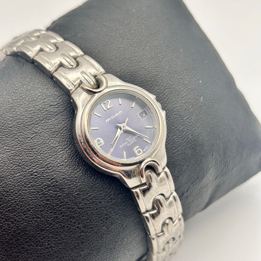Milan Silver Tone WR 23mm St. Steel Women’s Watch Working New Battery - Picture 2 of 8